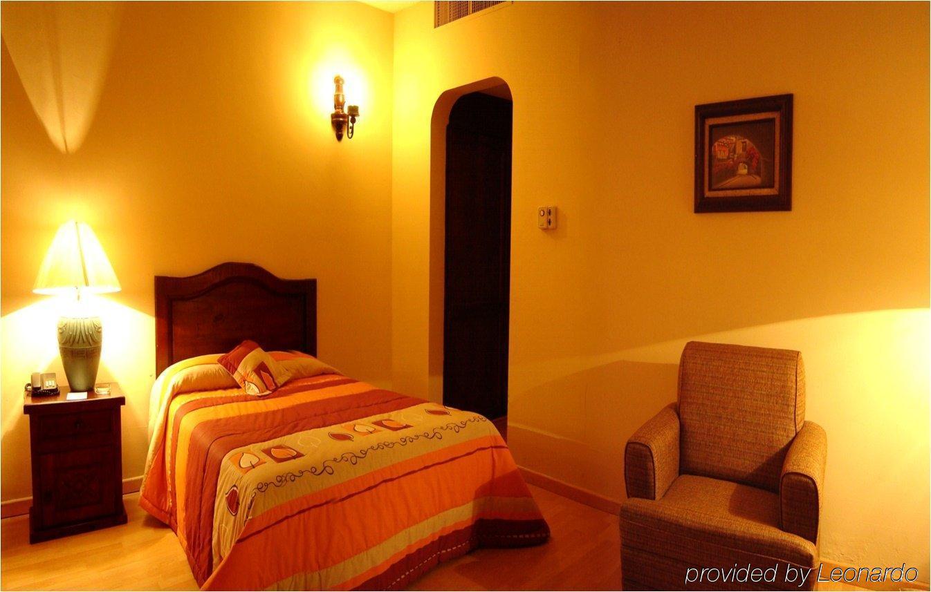 Hotel Maria Benita Zacatecas Zimmer foto